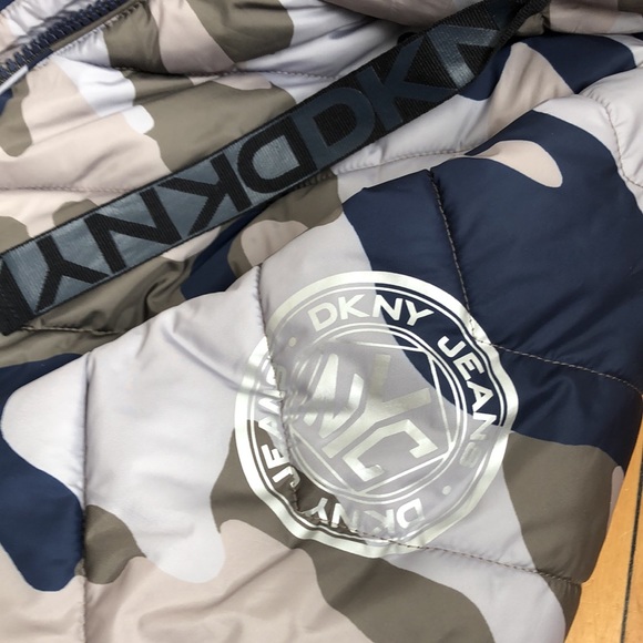 DKNY Winter coat - Picture 3 of 4